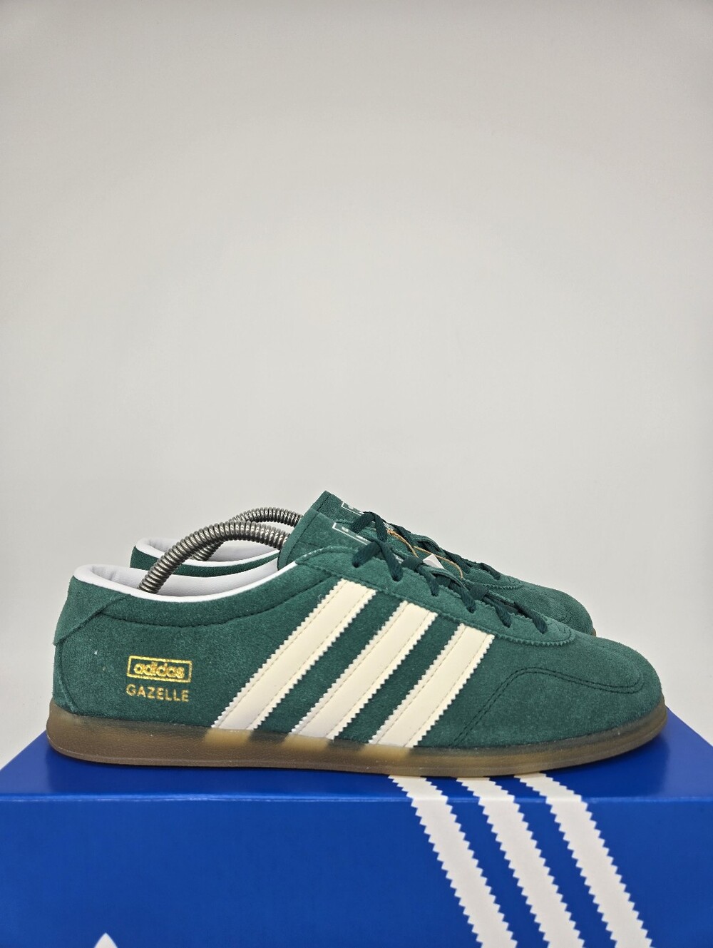 adidas Women's Gazelle Lo Pro JS1310 Collegiate Green White Gum Shoes Size 8 - Picture 3 of 8